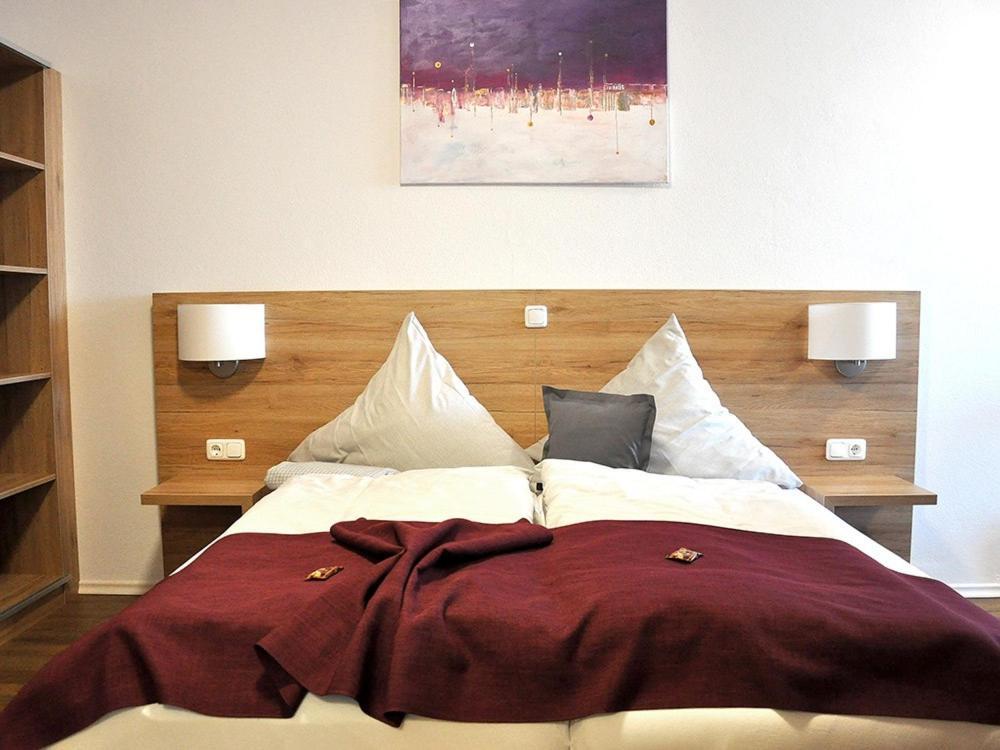 Landgasthaus Zur Linde Pleiskirchen Bagian luar foto