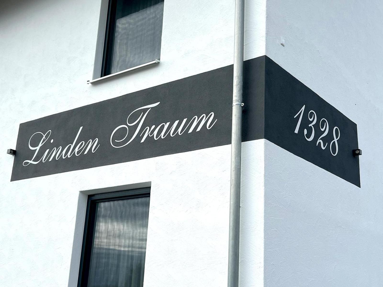 Landgasthaus Zur Linde Pleiskirchen Bagian luar foto
